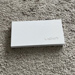 Lashify White G Unit Case